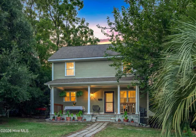 Photo 2 of Single family home for sale at 2111 Creecy Ave, Wilmington, NC 28403 | MLS# 100589921 | Listing updated on 2026-09-02