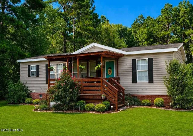 Photo 2 of Manufactured home for sale at 250 Taylor Ml Rd, Eure, NC 27935 | MLS# 100597677 | Listing updated on 2026-09-22