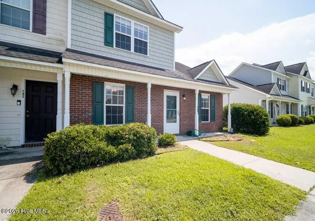 Townhouse for sale at 700 Streamwood Dr, Jacksonville, NC 28546 | MLS# 100597994