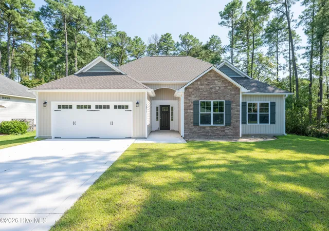 Photo 1 of Single family home for sale at 1831 Caracara Dr, New Bern, NC 28560 | MLS# 100563085 | Listing updated on 2026-08-31