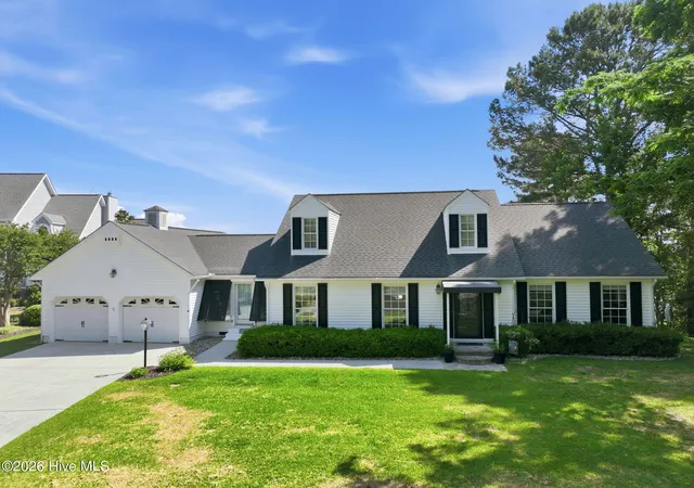 Photo 2 of Single family home for sale at 122 Line Boat Ln, Swansboro, NC 28584 | MLS# 100599198 | Listing updated on 2026-09-07