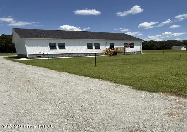 Photo 1 of Single family home for sale at 5570 River Rd, Vanceboro, NC 28586 | MLS# 100596668 | Listing updated on 2026-09-30