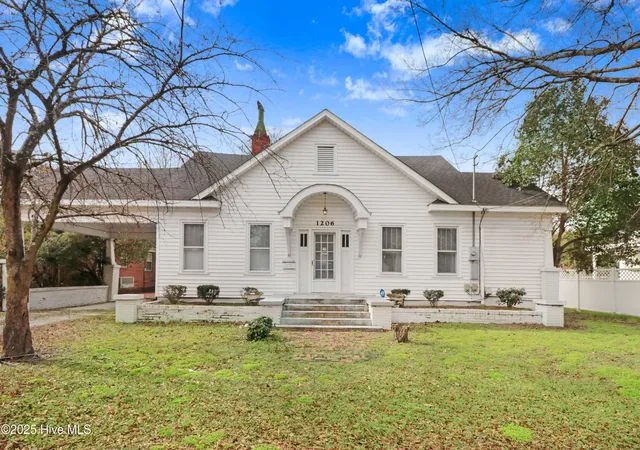 Photo 1 of Single family home for sale at 1206 E Ash St, Goldsboro, NC 27530 | MLS# 100514350 | Listing updated on 2026-08-18