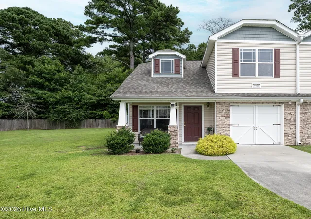 Photo 1 of Townhouse for sale at 4038 Arbor Green Way, New Bern, NC 28562 | MLS# 100595513 | Listing updated on 2026-09-18