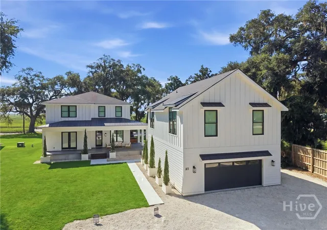 Photo 2 of Single family home for sale at 27 Morningside Dr, Savannah, GA 31410 | MLS# SA362917 | Listing updated on 2026-08-30