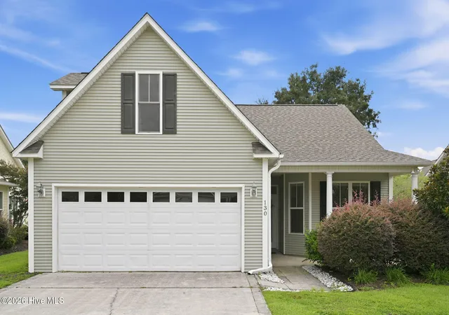 Photo 1 of Single family home for sale at 130 Azalea Dr, Hampstead, NC 28443 | MLS# 100599129 | Listing updated on 2026-09-17