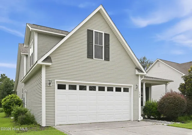 Photo 2 of Single family home for sale at 130 Azalea Dr, Hampstead, NC 28443 | MLS# 100599129 | Listing updated on 2026-09-17
