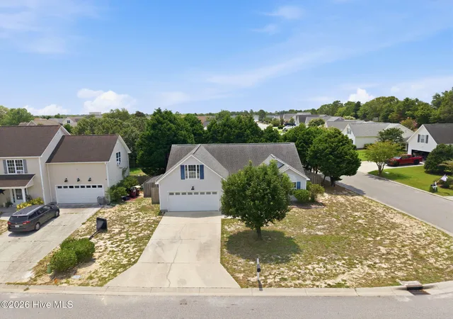 Photo 4 of Single family home for sale at 602 Walston Dr, Wilmington, NC 28412 | MLS# 100590368 | Listing updated on 2026-08-25