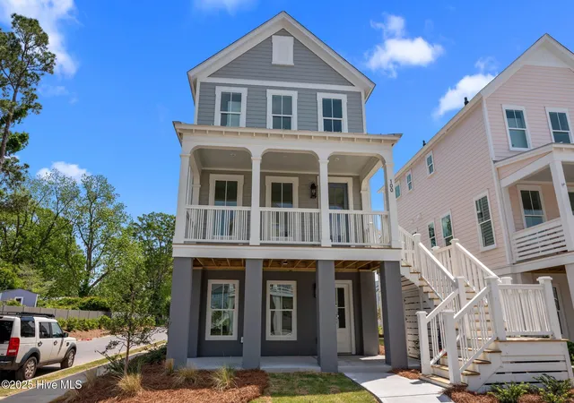 Photo 1 of Single family home for sale at 100 Wiley St, Washington, NC 27889 | MLS# 100598955 | Listing updated on 2026-09-16