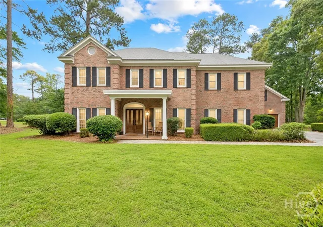Photo 1 of Single family home for sale at 3 Pine Lakes Pt, Savannah, GA 31405 | MLS# SA363173 | Listing updated on 2026-08-27