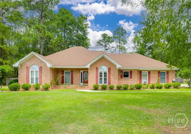Photo 1 of Single family home for sale at 102 Saint Andrews Rd, Rincon, GA 31326 | MLS# SA360960 | Listing updated on 2026-08-30