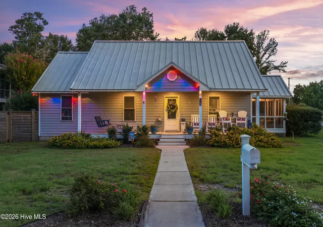 Photo 1 of Single family home for sale at 519 Birmingham Ave, Carolina Beach, NC 28428 | MLS# 100599157 | Listing updated on 2026-09-14