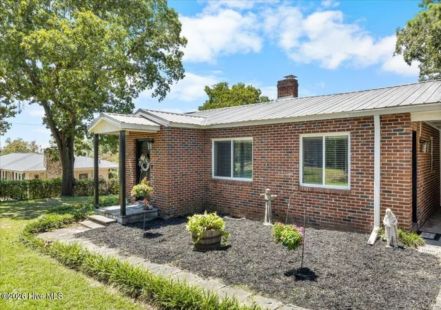 Photo 3 of Single family home for sale at 1838 Courtney Dr, North Augusta, SC 29841 | MLS# 100597535 | Listing updated on 2026-09-28