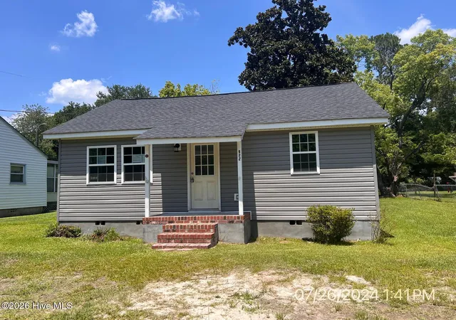 Photo 1 of Single family home for sale at 622 E Vance St, Laurinburg, NC 28352 | MLS# 100599194 | Listing updated on 2026-08-26