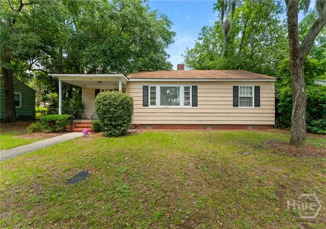 Photo 1 of Single family home for sale at 52 S Parkwood, Savannah, GA 31404 | MLS# SA362415 | Listing updated on 2026-08-20