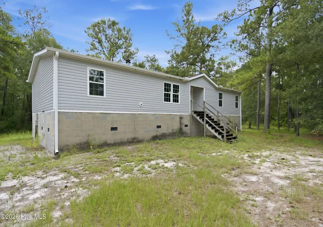 Photo 2 of Manufactured home for sale at 265 Riverview Dr, Burgaw, NC 28425 | MLS# 100591316 | Listing updated on 2026-08-19