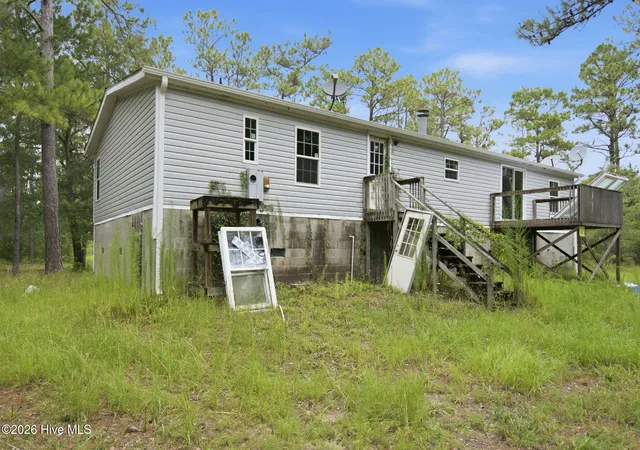 Photo 3 of Manufactured home for sale at 265 Riverview Dr, Burgaw, NC 28425 | MLS# 100591316 | Listing updated on 2026-08-19