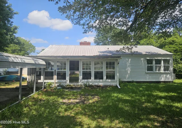 Photo 1 of Single family home for sale at 8248 Highway 70, Newport, NC 28570 | MLS# 100592503 | Listing updated on 2026-09-30