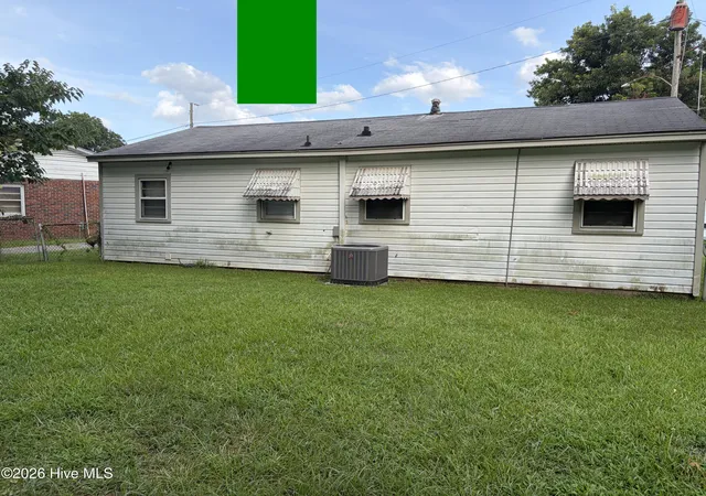 Photo 4 of Single family home for sale at 1300 Bruce St, Augusta, GA 30901 | MLS# 100593734 | Listing updated on 2026-08-27