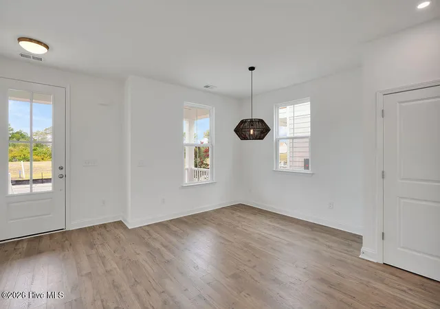 Photo 4 of Single family home for sale at 5446 Folklore Wy, Wilmington, NC 28412 | MLS# 100599335 | Listing updated on 2026-09-09
