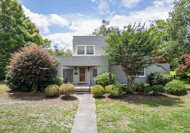 Photo 3 of Single family home for sale at 1210 Essex Dr, Wilmington, NC 28403 | MLS# 100594491 | Listing updated on 2026-09-03