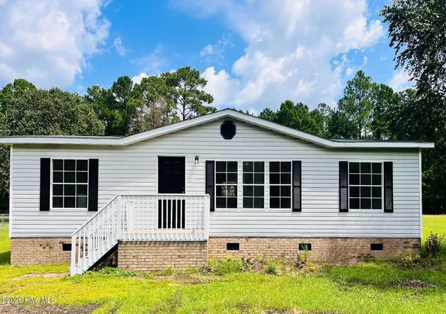 Photo 1 of Manufactured home for sale at 310 Michelle Ln, Rocky Point, NC 28457 | MLS# 100599489 | Listing updated on 2026-10-07