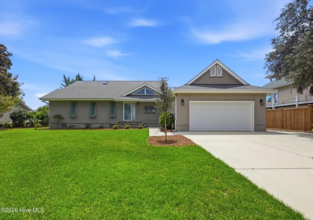 Photo 2 of Single family home for sale at 119 Sound View Dr, Hampstead, NC 28443 | MLS# 100594445 | Listing updated on 2026-09-19