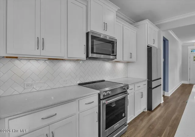 Photo 4 of Single family home for sale at 504 Beaumont Oaks Dr, Wilmington, NC 28411 | MLS# 100596890 | Listing updated on 2026-10-06