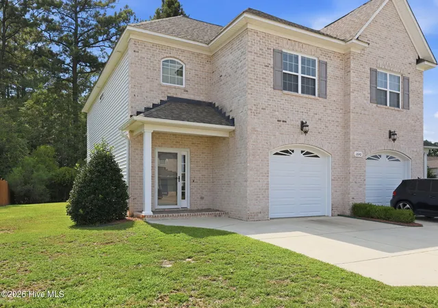 Townhouse for sale at 1640 Cambria Dr #A, Greenville, NC 27834 | MLS# 100595847