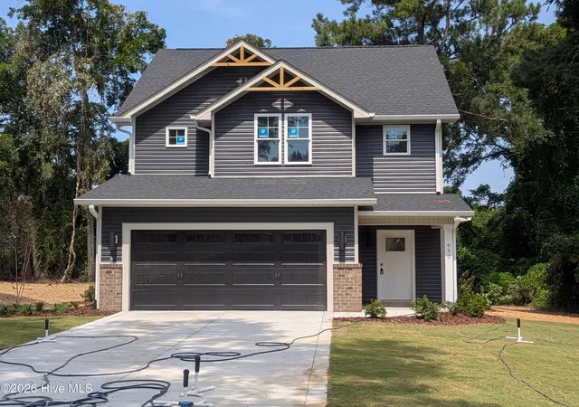 Photo 1 of Single family home for sale at 650 S Mechanic St, Southern Pines, NC 28387 | MLS# 100596424 | Listing updated on 2026-08-24
