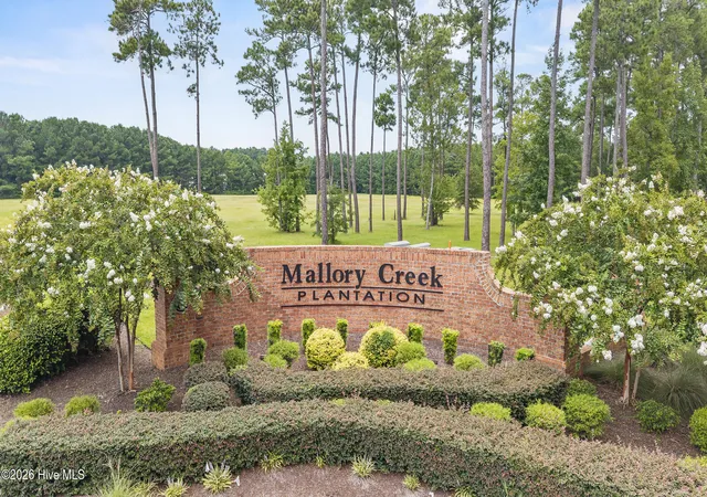 Photo 2 of Single family home for sale at 9633 Large Oak Ct, Winnabow, NC 28479 | MLS# 100598527 | Listing updated on 2026-10-05