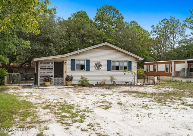 Photo 2 of Single family home for sale at 1211 Oak Ct Sw, Supply, NC 28462 | MLS# 100597334 | Listing updated on 2026-09-30