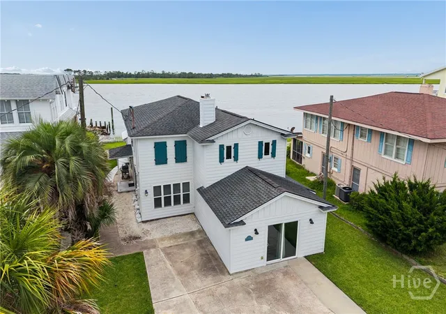 Photo 1 of Single family home for sale at 1509 Chatham Ave, Tybee Island, GA 31328 | MLS# SA362599 | Listing updated on 2026-08-21