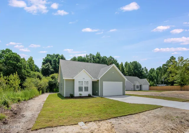 Photo 4 of Single family home for sale at 109 William Gurganus Rd, Maple Hill, NC 28454 | MLS# 100568978 | Listing updated on 2026-09-15
