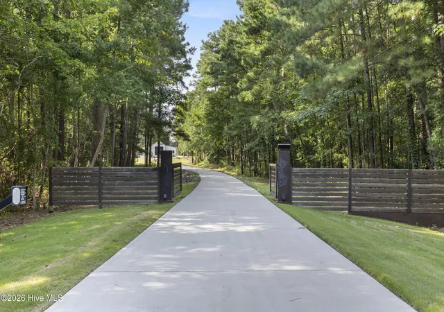 Photo 3 of Single family home for sale at 107 Patton Ln, Hampstead, NC 28443 | MLS# 100597611 | Listing updated on 2026-08-25