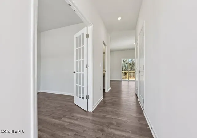 Photo 2 of Single family home for sale at 3065 Platinum Cir, West End, NC 27376 | MLS# 100589660 | Listing updated on 2026-08-21