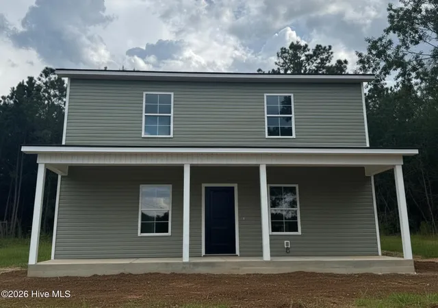 Photo 1 of Single family home for sale at 166 Crest Rd, Edgefield, SC 29824 | MLS# 98198814 | Listing updated on 2026-08-18