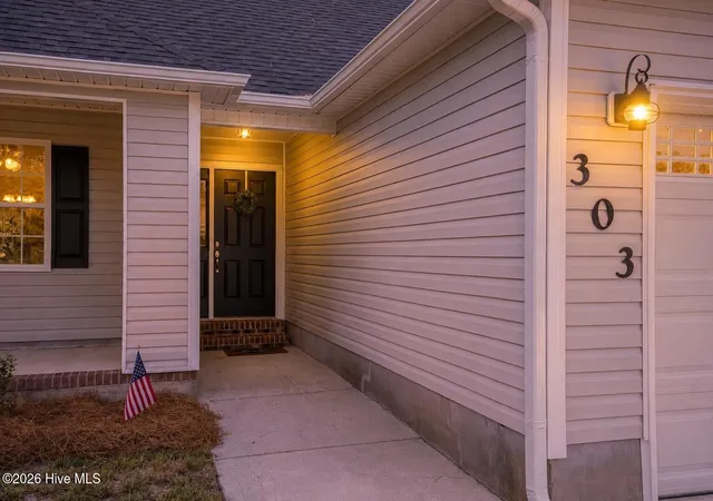 Photo 4 of Single family home for sale at 303 Big Tree Ln, Chinquapin, NC 28521 | MLS# 100597266 | Listing updated on 2026-08-19