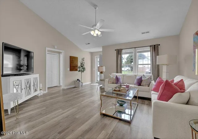 Photo 3 of Single family home for sale at 10003 Winding Branches Dr Se, Belville, NC 28451 | MLS# 100596482 | Listing updated on 2026-10-06