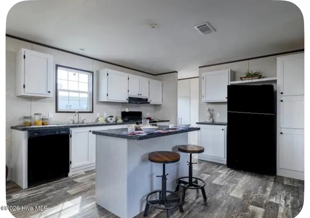 Photo 1 of Manufactured home for sale at 202 Gray Rd, Newport, NC 28570 | MLS# 100594061 | Listing updated on 2026-09-29