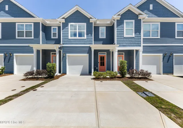 Photo 3 of Townhouse for sale at 6709 White Shark Way, Wilmington, NC 28412 | MLS# 100590476 | Listing updated on 2026-09-17