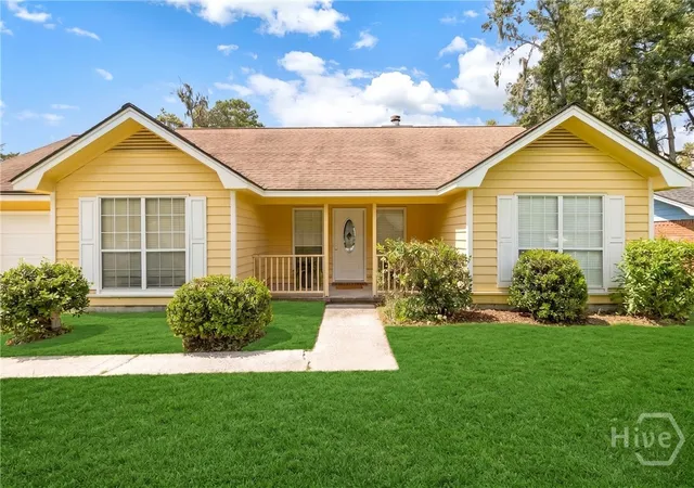 Photo 1 of Single family home for sale at 98 Red Fox Dr, Savannah, GA 31419 | MLS# SA362548 | Listing updated on 2026-08-27