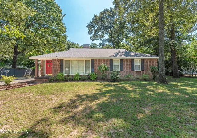 Photo 1 of Single family home for sale at 210 Dunbarton Cir Se, Aiken, SC 29803 | MLS# 100598939 | Listing updated on 2026-10-02