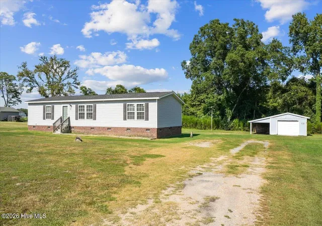 Photo 2 of Manufactured home for sale at 107 E Old Fort Rd, Pikeville, NC 27863 | MLS# 100598002 | Listing updated on 2026-09-12