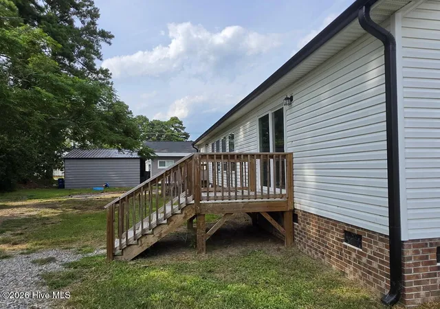 Photo 3 of Single family home for sale at 104 S Washington St, Pikeville, NC 27863 | MLS# 100598392 | Listing updated on 2026-09-01