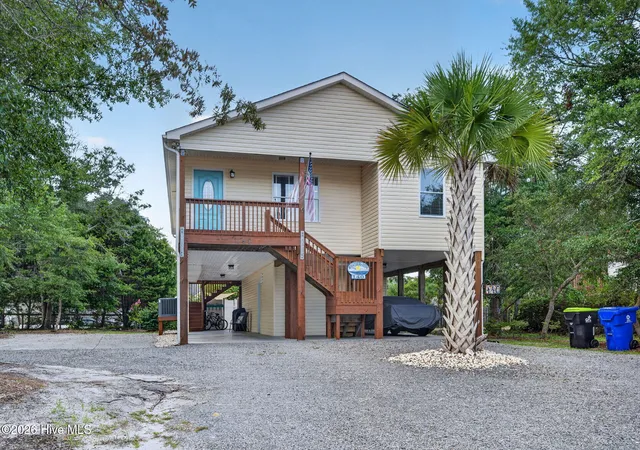 Photo 1 of Single family home for sale at 140 Ne 18th Street, Oak Island, NC 28465 | MLS# 100597719 | Listing updated on 2026-09-03