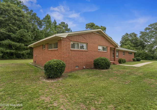 Photo 3 of Single family home for sale at 341 N Nc 11 And 903 Hwy, Kenansville, NC 28349 | MLS# 100595578 | Listing updated on 2026-09-23