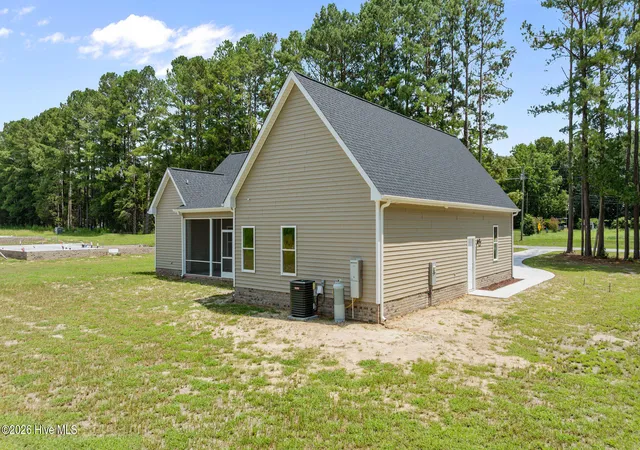 Photo 3 of Single family home for sale at 3128 Kelly Rd, Kinston, NC 28504 | MLS# 100595830 | Listing updated on 2026-08-20