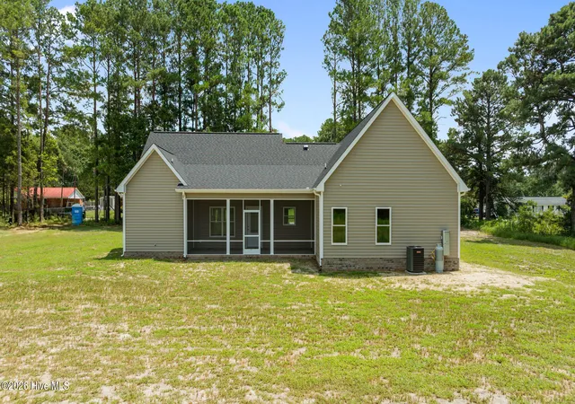 Photo 4 of Single family home for sale at 3128 Kelly Rd, Kinston, NC 28504 | MLS# 100595830 | Listing updated on 2026-08-20