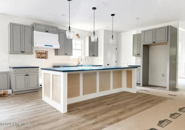 Photo 2 of Single family home for sale at 399 Spring Lake Dr, Pinehurst, NC 28374 | MLS# 100546442 | Listing updated on 2026-08-18